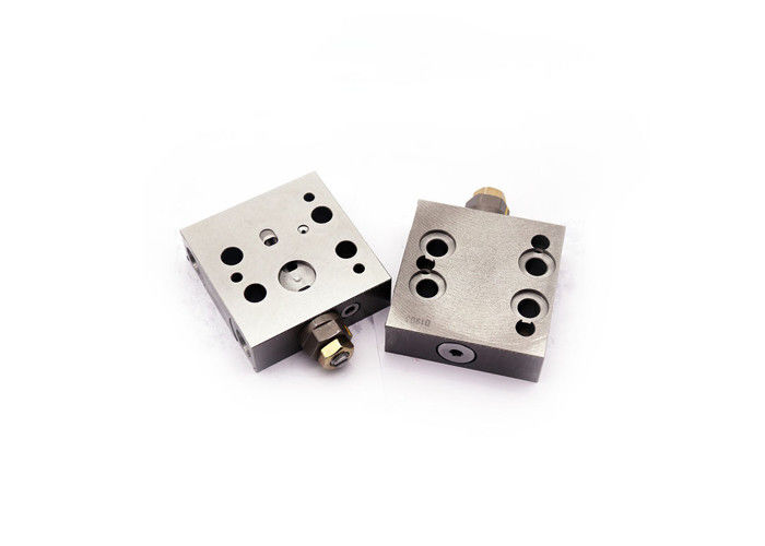 Komatsu PC200 Relief Valve Hydraulic Piston Pump Spare Parts For Mini Excavator